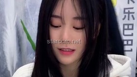 整蛊行为的边界探索：以“当着女友的面偷看小姐姐写真”为例的深度分析